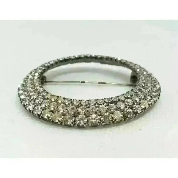Vintage Brooch BIG Circle 3 Rows Clear Rhinestone Welded Back rhodium plated - Picture 4 of 7